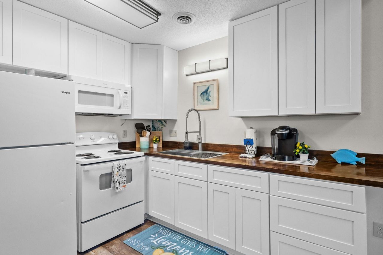 1920 Bent Grass Dr. Photo 18