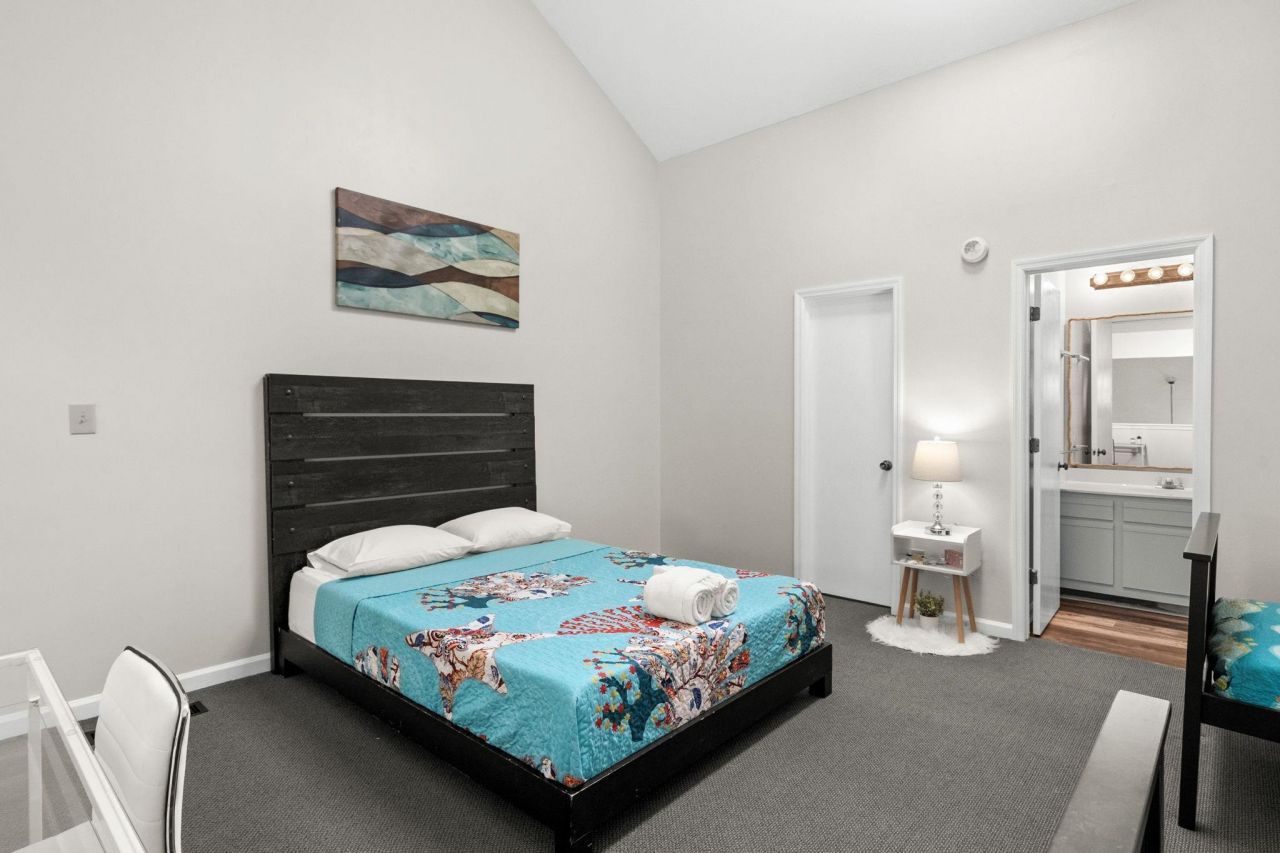 1920 Bent Grass Dr. Photo 30