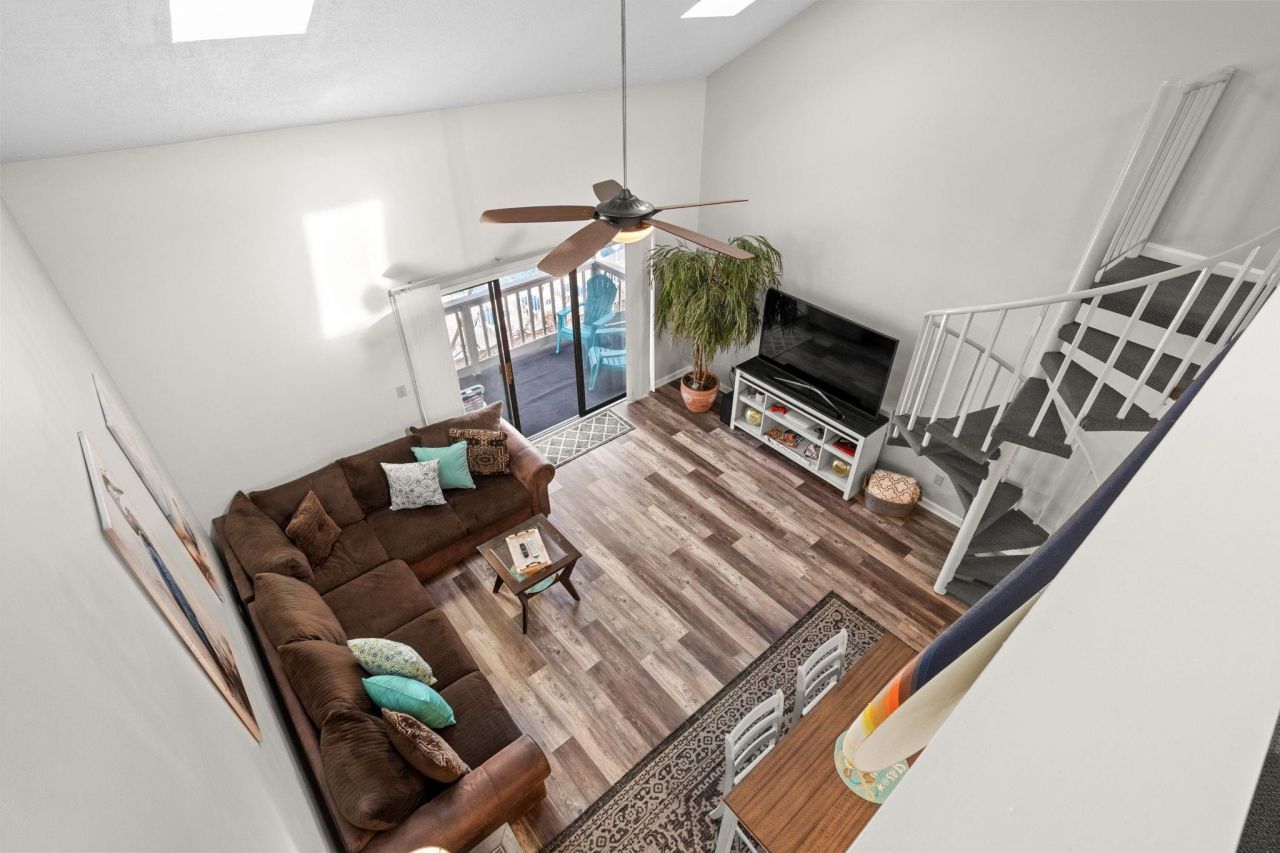 1920 Bent Grass Dr. Photo 31