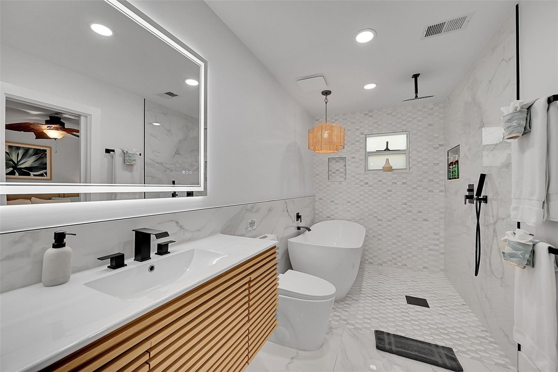 1080 SE 9th Avenue, Pompano Beach, FL 33060 Photo