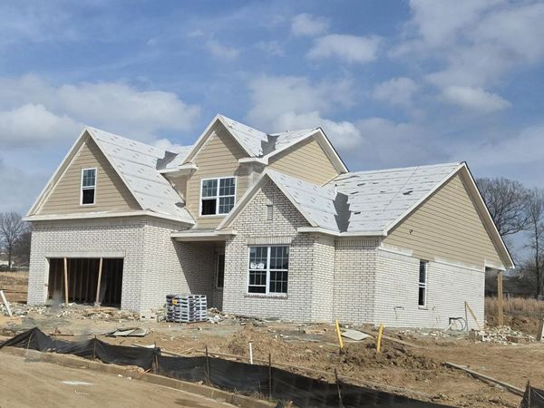 170 HAZEL CREST DR E, Oakland, TN 38060