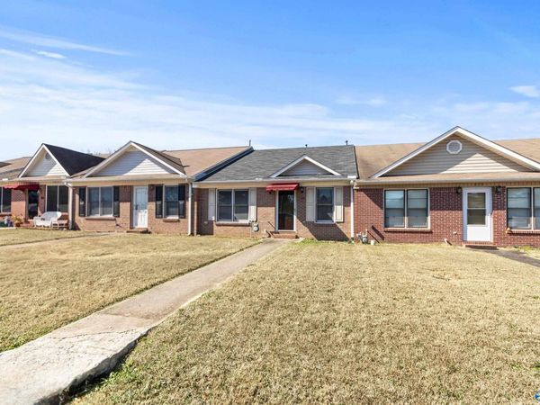 377 Cherry Street NW, Hartselle, AL 35640