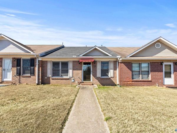 377 Cherry Street NW, Hartselle, AL 35640