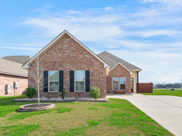 223 Preston Rose Lane , Youngsville, LA 70592