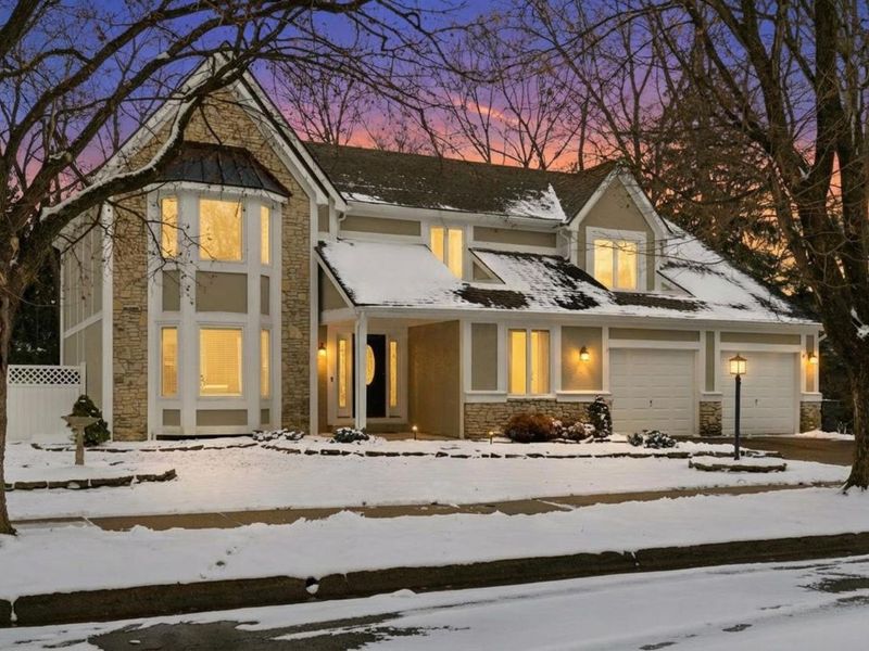 818 Werner Way, Columbus, OH 43085 Photo 1