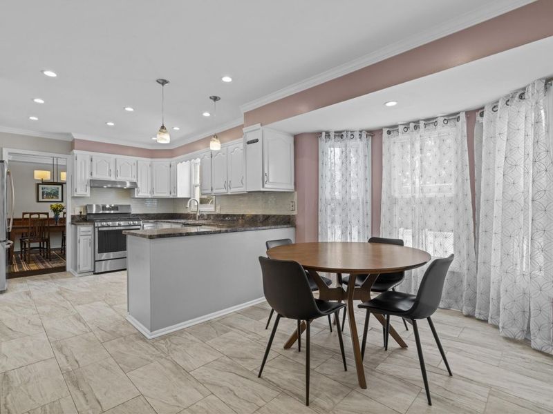 818 Werner Way, Columbus, OH 43085 Photo 16