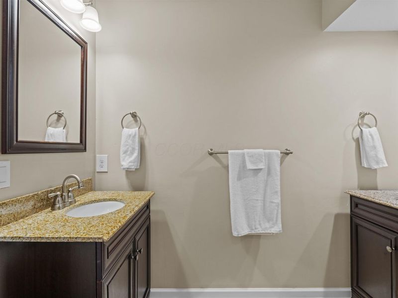 818 Werner Way, Columbus, OH 43085 Photo 41