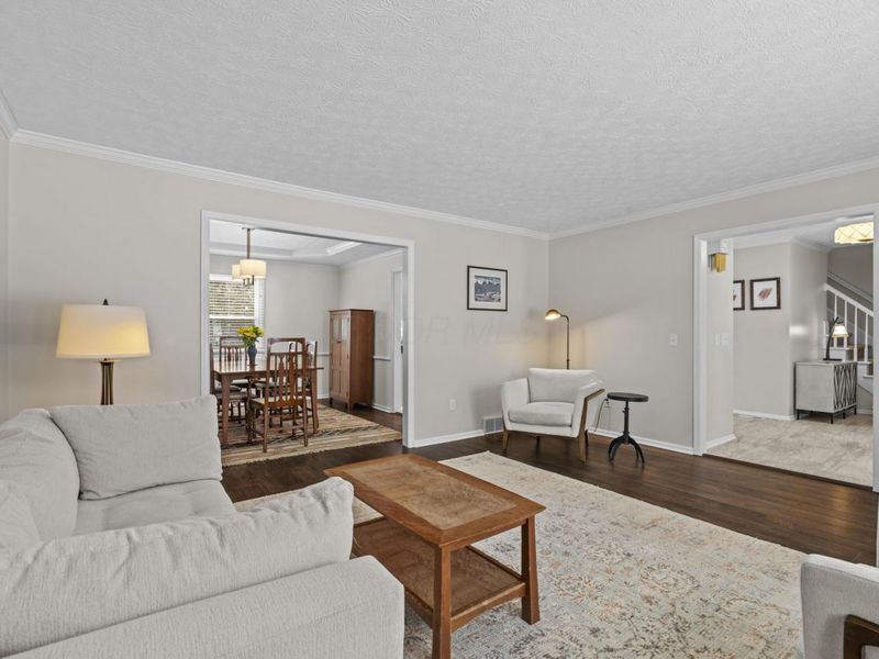 818 Werner Way, Columbus, OH 43085 Photo 7