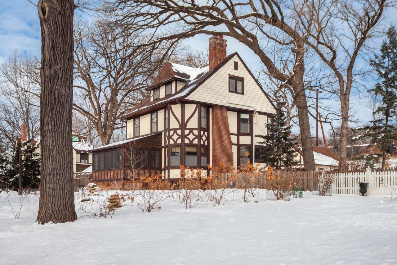 1933 E River Terrace, Minneapolis, MN 55414 Main Photo