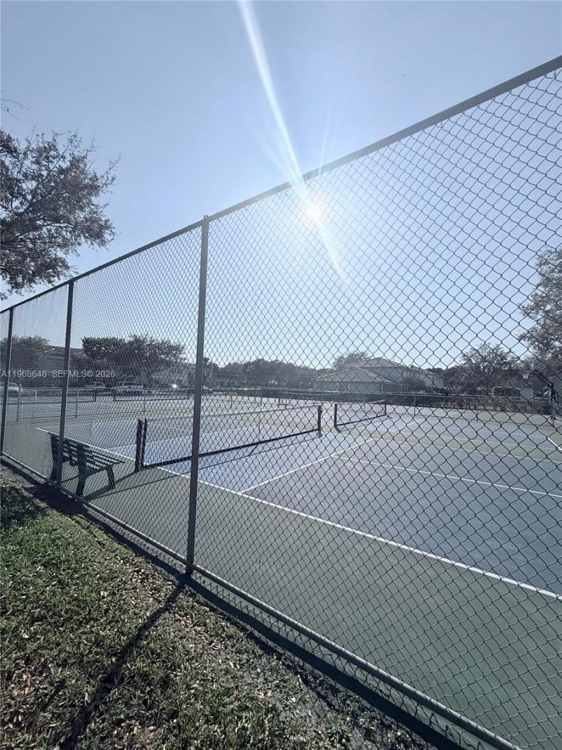 20874 NW 2nd St, Pembroke Pines, FL 33029 Photo