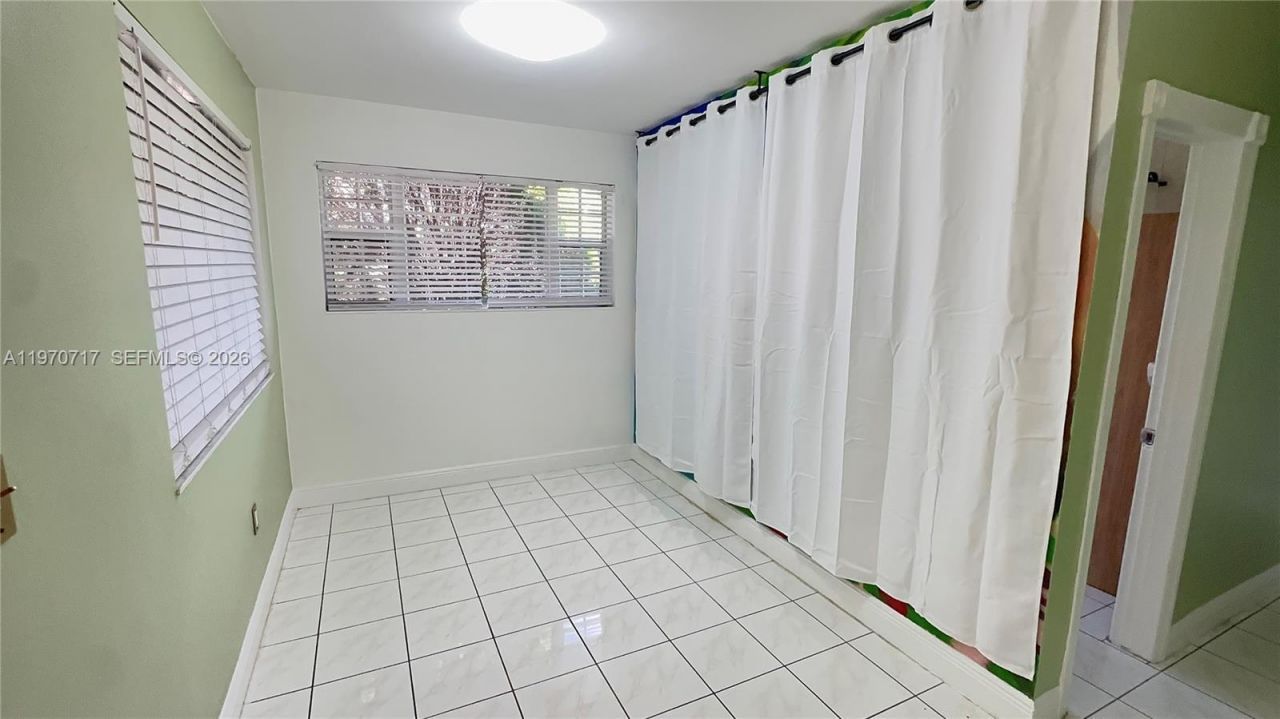 110 NW 198th St , Miami Gardens, FL 33169 Photo