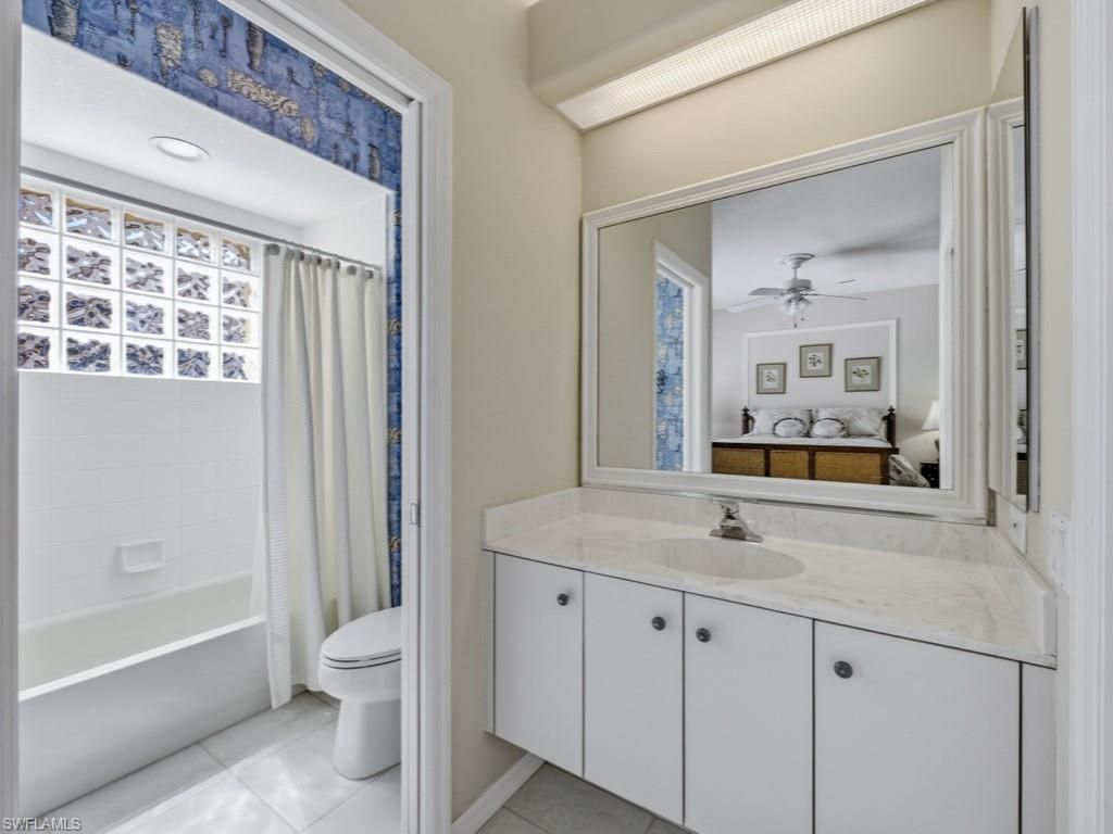 5835 Persimmon Way, Naples, FL 34110 Photo