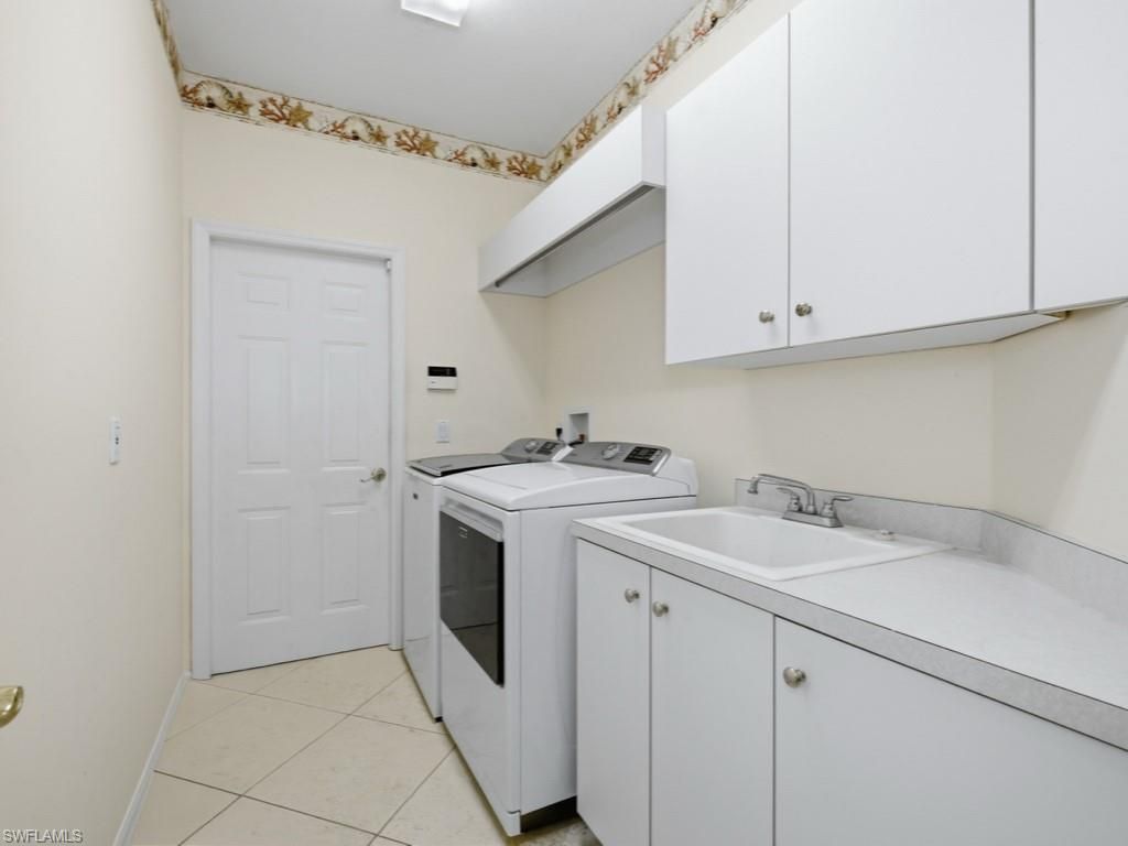 5835 Persimmon Way, Naples, FL 34110 Photo