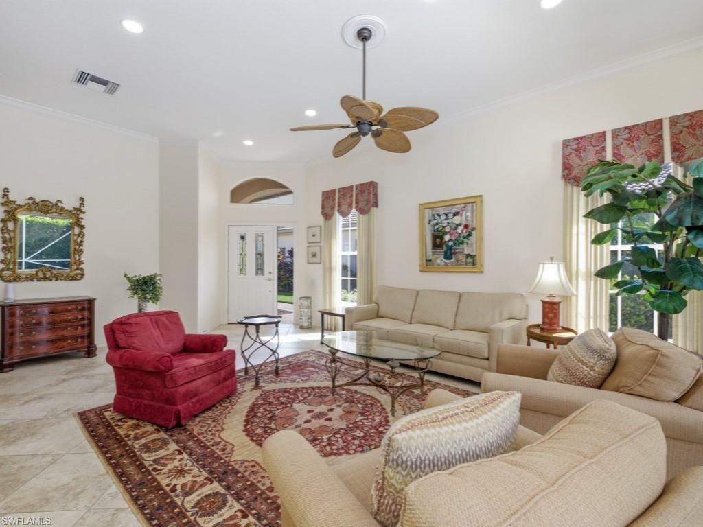 5835 Persimmon Way, Naples, FL 34110 Photo