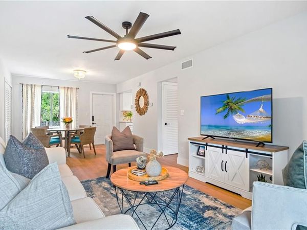 1275 7th AVE N, Unit 201, NAPLES, FL 34102