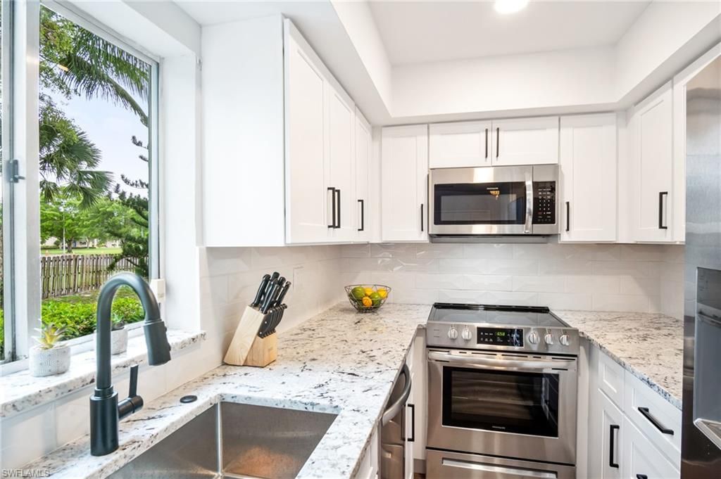 1275 7th Ave N, Unit 201, Naples, FL 34102 Photo