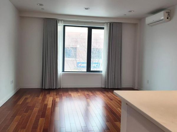 3260 106th Street , Unit 2C, East Elmhurst, NY 11369