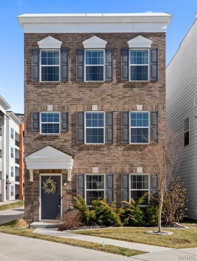 2104 Robert Ruggeri Place, Saint Louis, MO 63110 Main Photo