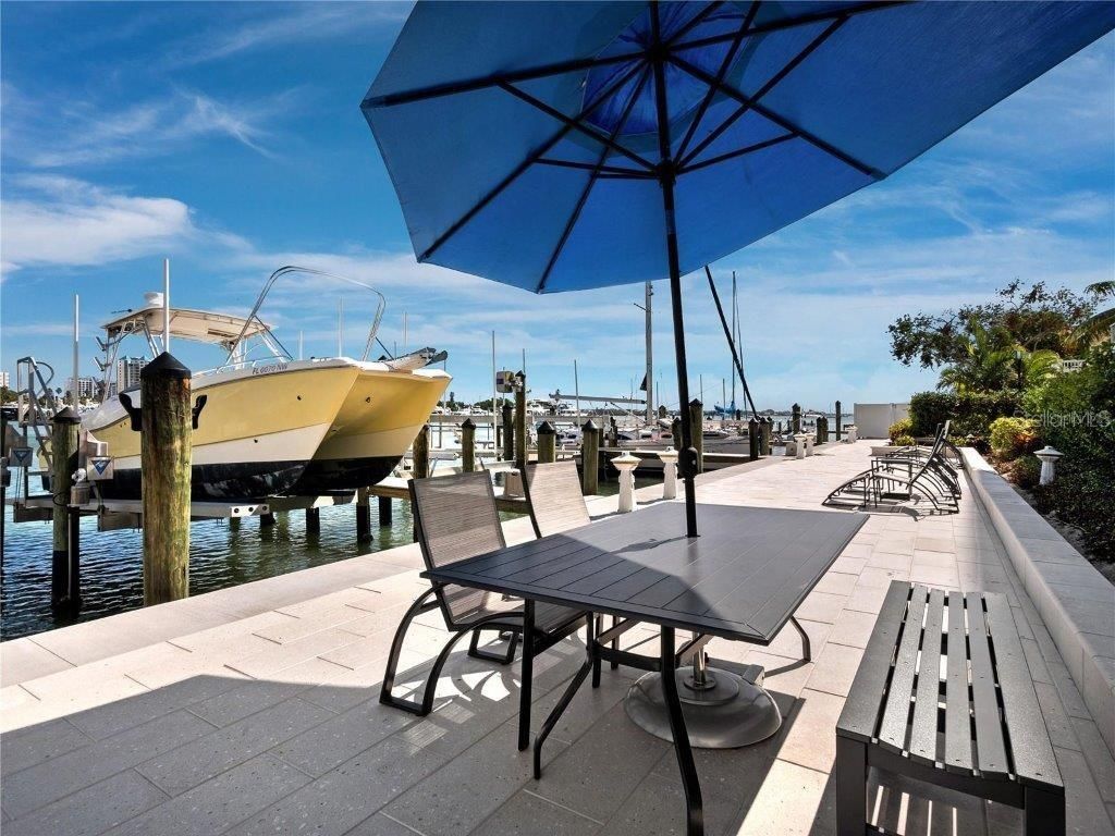 650 Golden Gate Point, Unit 403, Sarasota, FL 34236 Photo