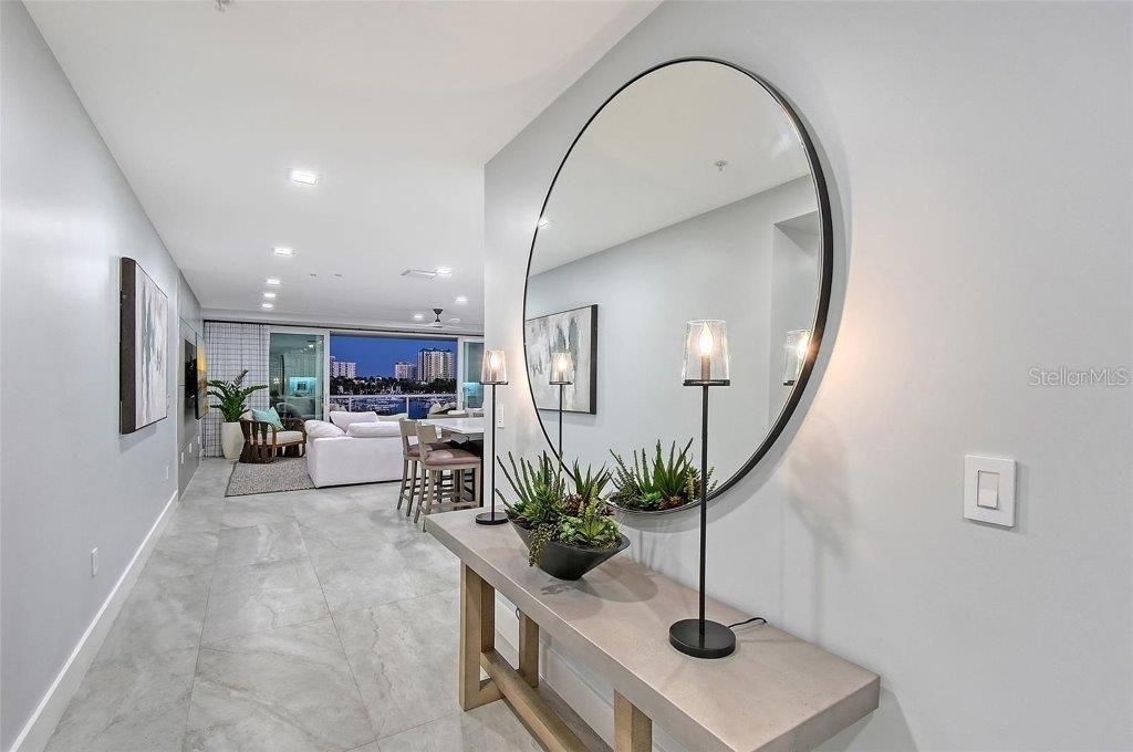 650 Golden Gate Point, Unit 403, Sarasota, FL 34236 Photo