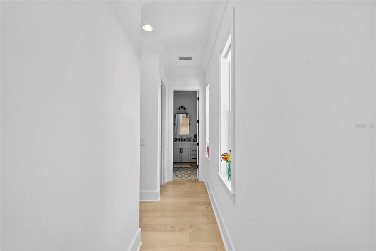 615 Luzon Avenue, Tampa, FL 33606 Photo