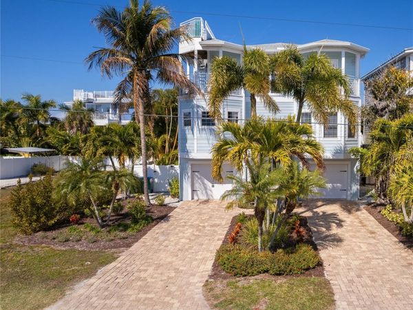 130 50TH STREET, HOLMES BEACH, FL 34217