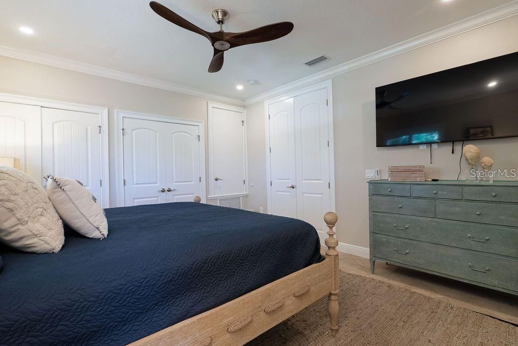 130 50th Street, Holmes Beach, FL 34217 Photo