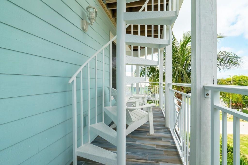 130 50th Street, Holmes Beach, FL 34217 Photo