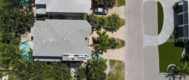 130 50th Street, Holmes Beach, FL 34217 Photo