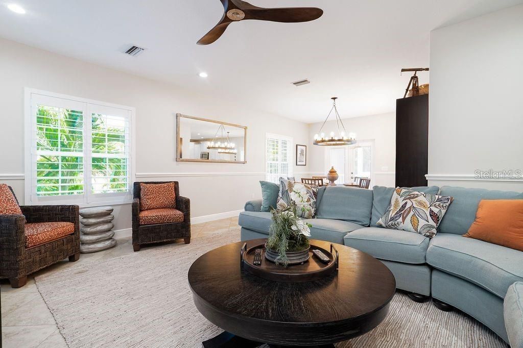 130 50th Street, Holmes Beach, FL 34217 Photo