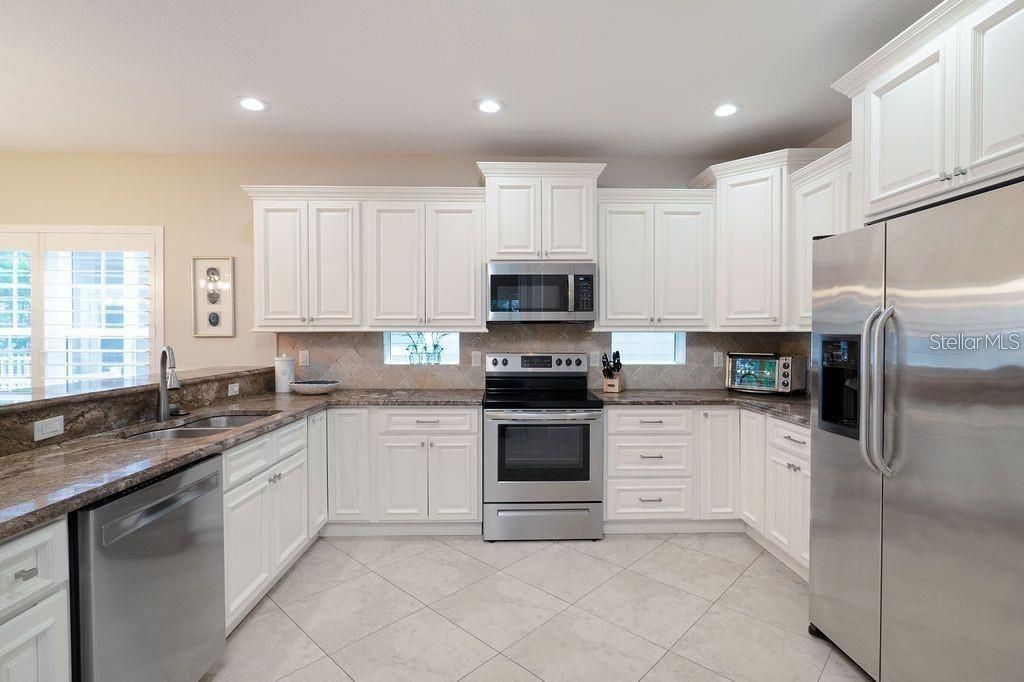 130 50th Street, Holmes Beach, FL 34217 Photo