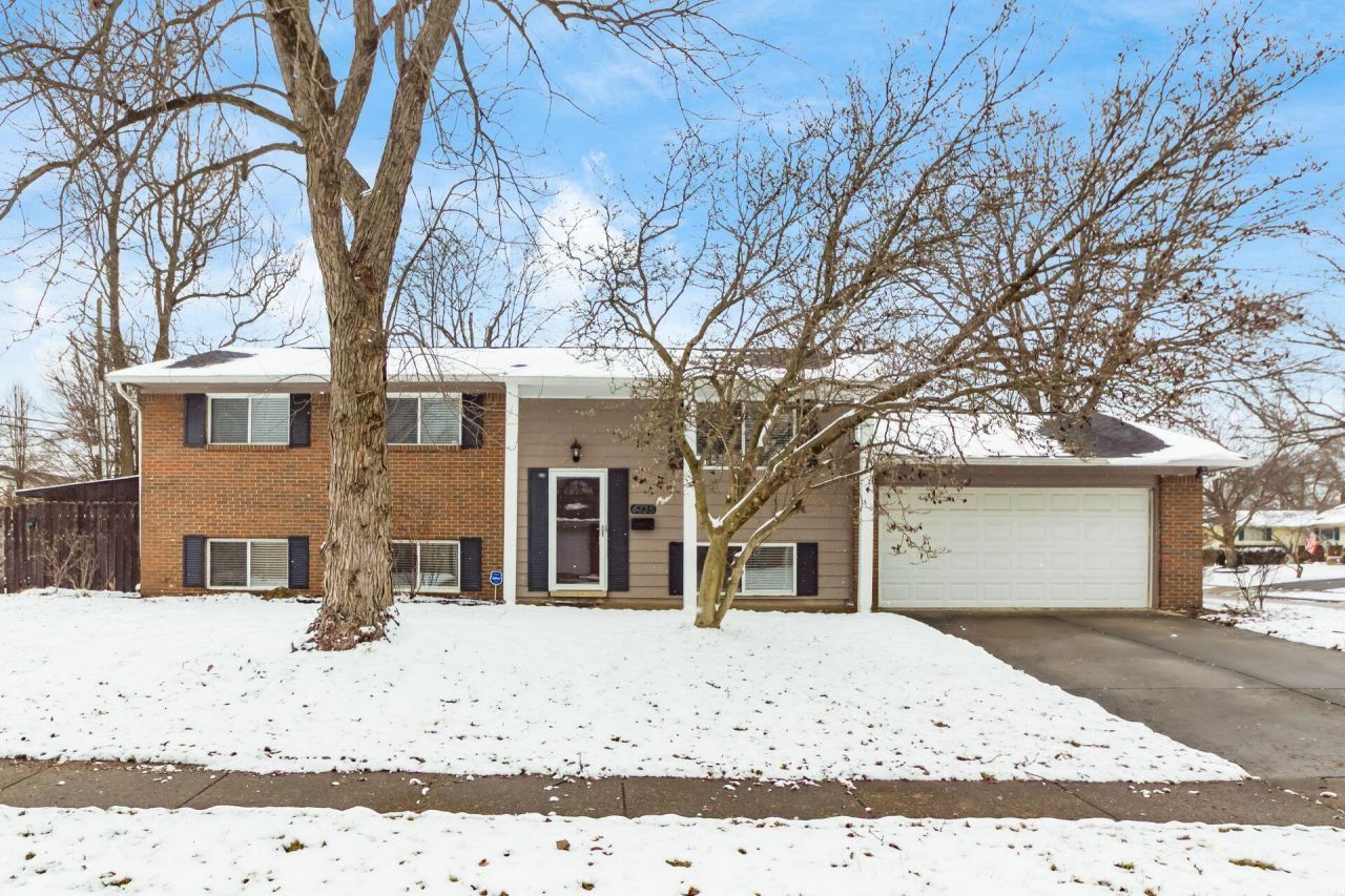 4735 Heatherton Drive, Columbus, OH 43229 Main Photo