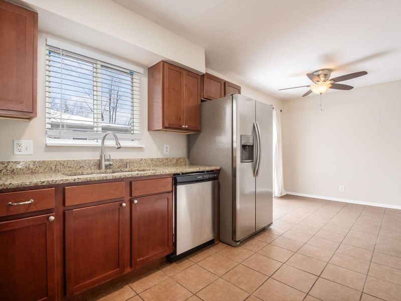 4735 Heatherton Drive, Columbus, OH 43229 Photo 15