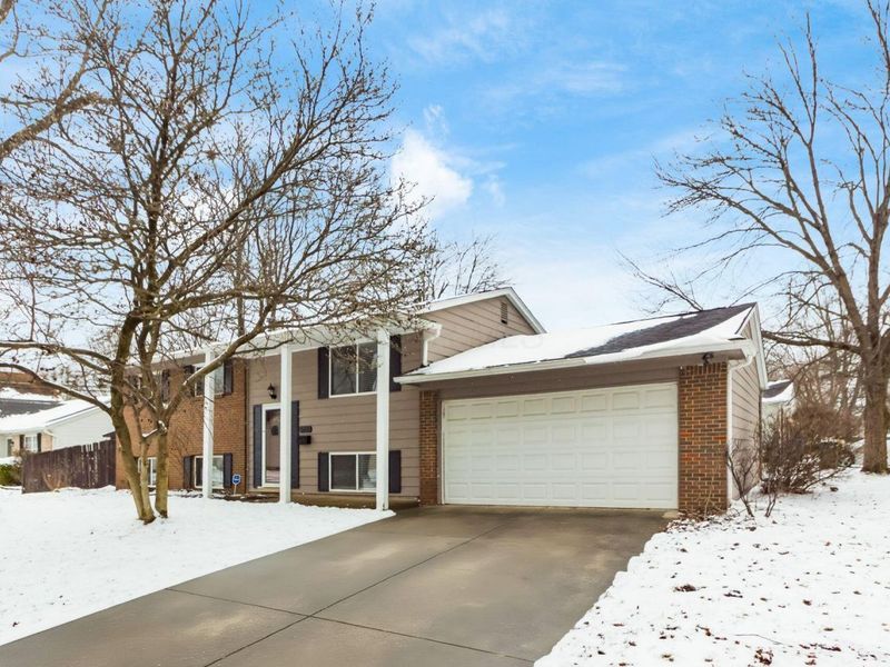 4735 Heatherton Drive, Columbus, OH 43229 Photo 3