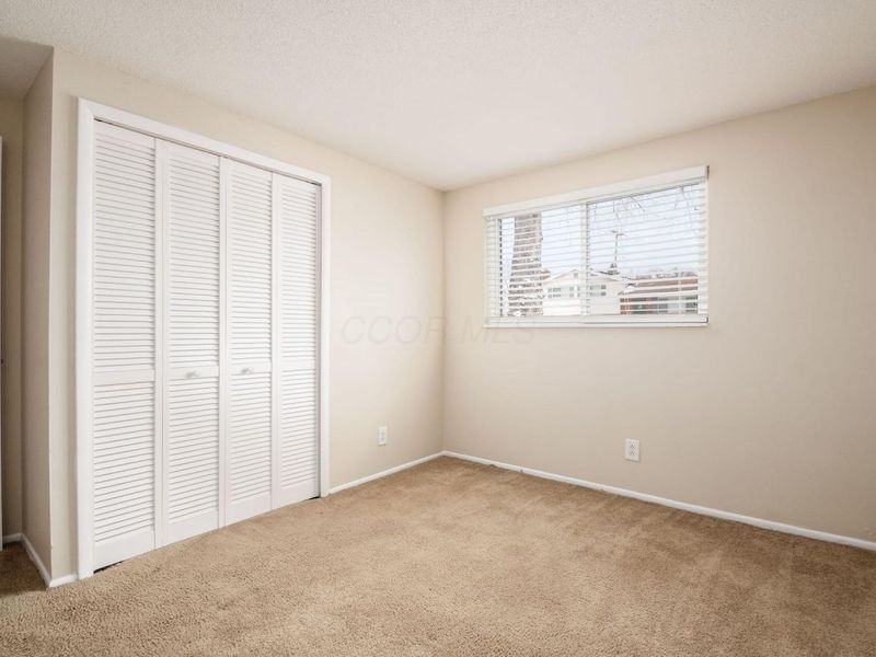 4735 Heatherton Drive, Columbus, OH 43229 Photo 32