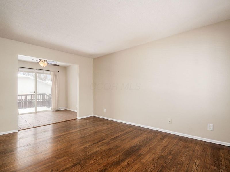 4735 Heatherton Drive, Columbus, OH 43229 Photo 9