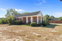 138 Cornerstone Lane photo 4