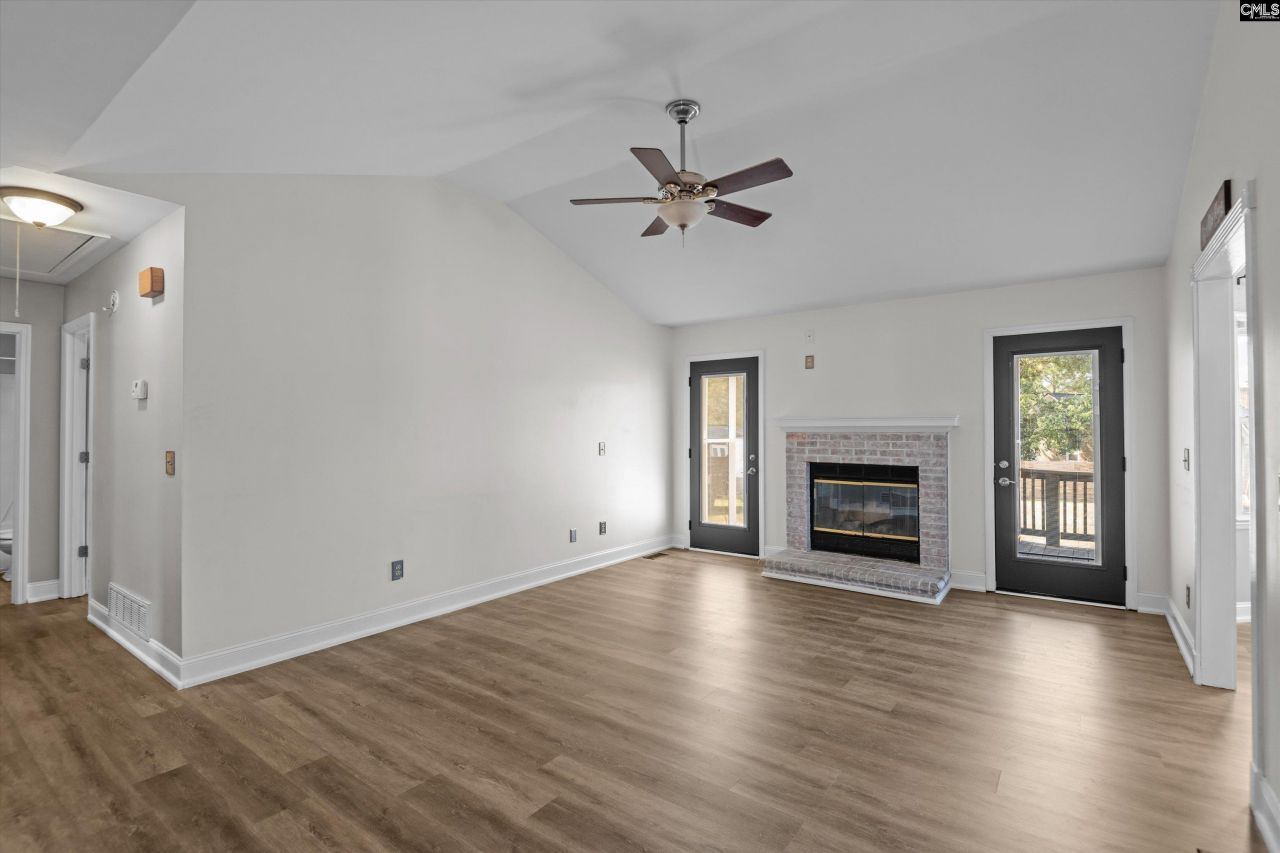 138 Cornerstone Lane Photo 8