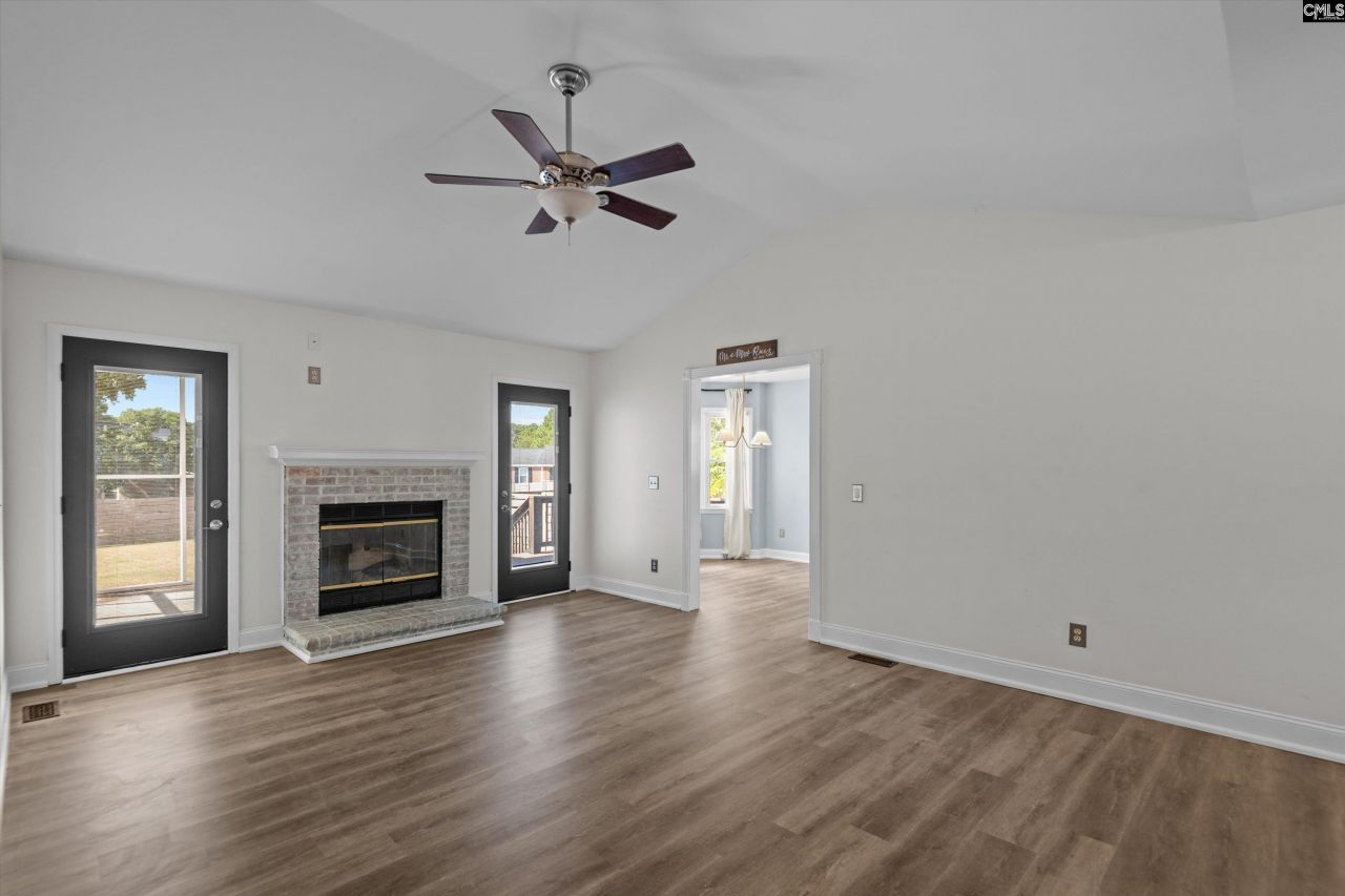 138 Cornerstone Lane Photo 9