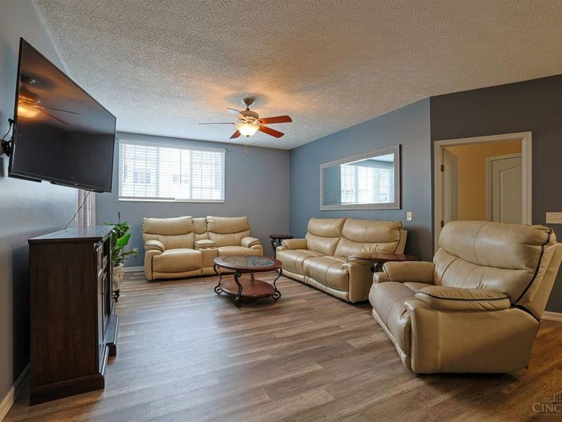 4221 Endeavor Drive, Unit 103, Cincinnati, OH 45252 Photo 4