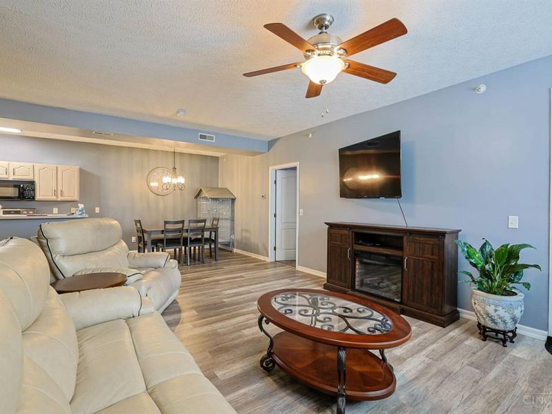 4221 Endeavor Drive, Unit 103, Cincinnati, OH 45252 Photo 5