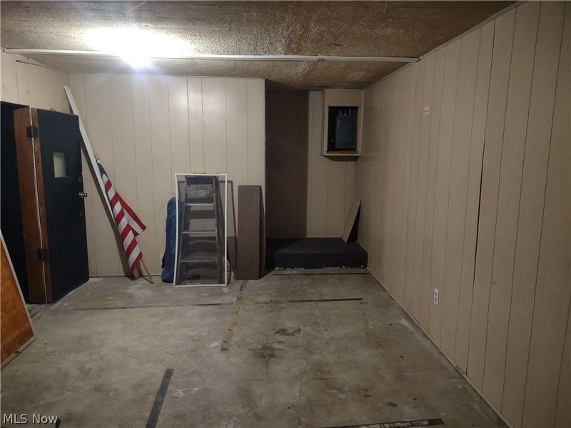 939 Lane Street, Akron, OH 44307 Photo 19