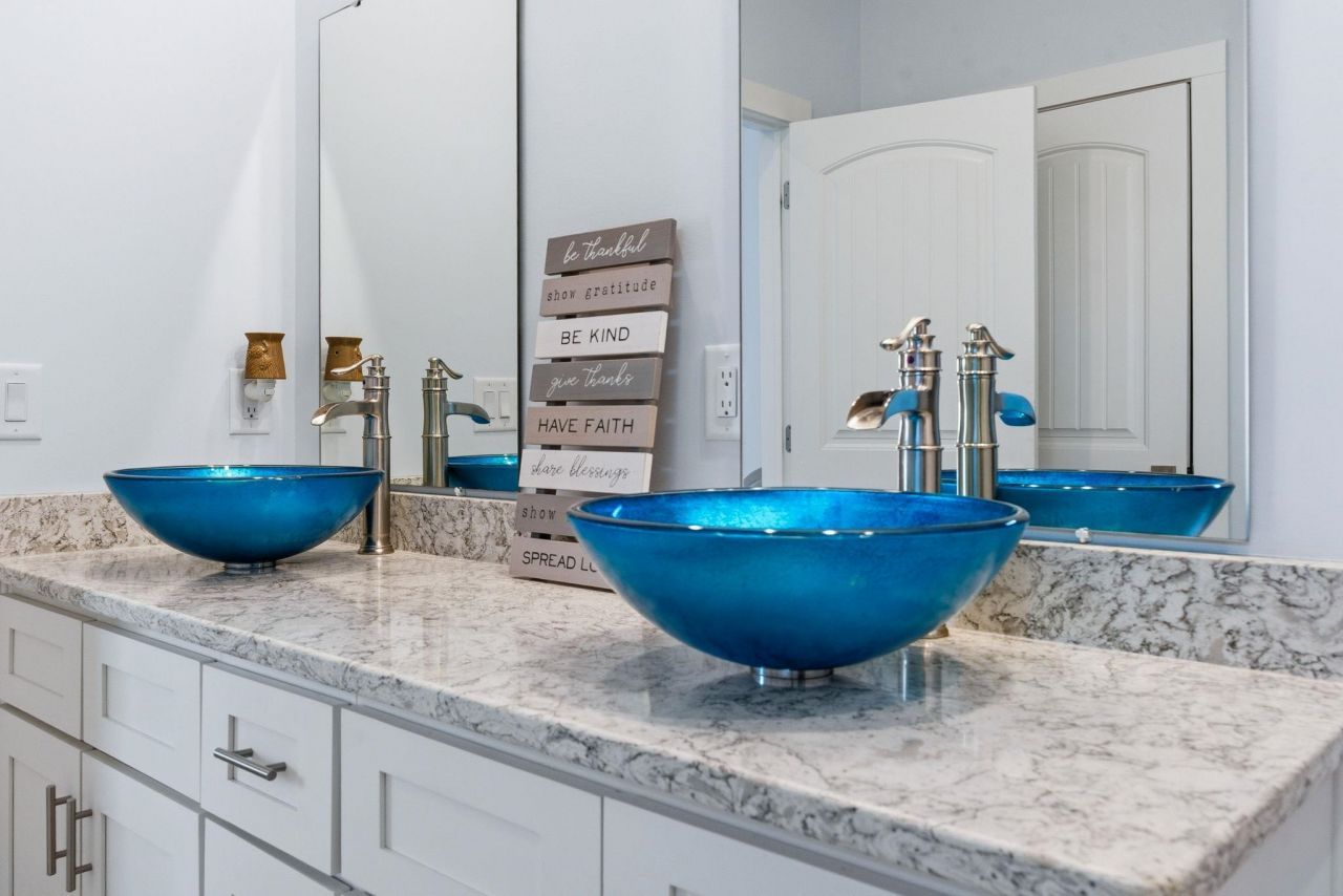 400 Elizabeth Dr.  Photo 20