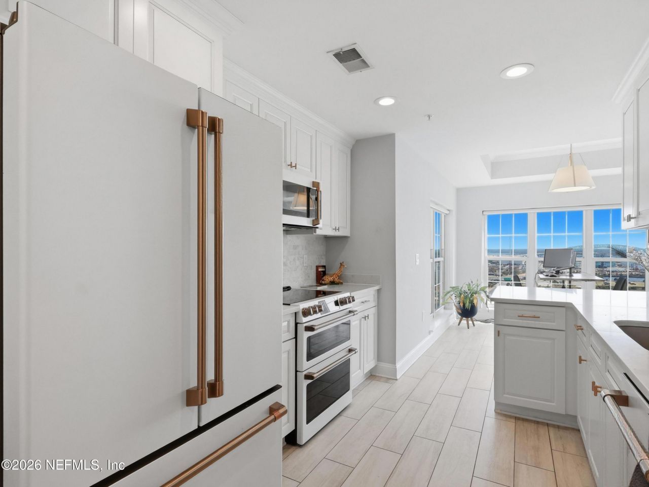 400 E Bay Street, Unit 1706, Jacksonville, FL 32202 Photo