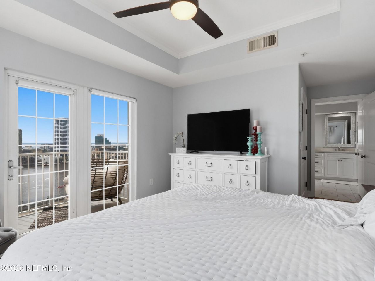 400 E Bay Street, Unit 1706, Jacksonville, FL 32202 Photo
