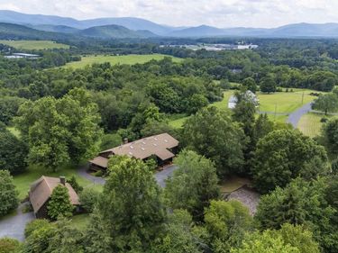 18 PROVIDENCE LN, Waynesboro, VA 22980