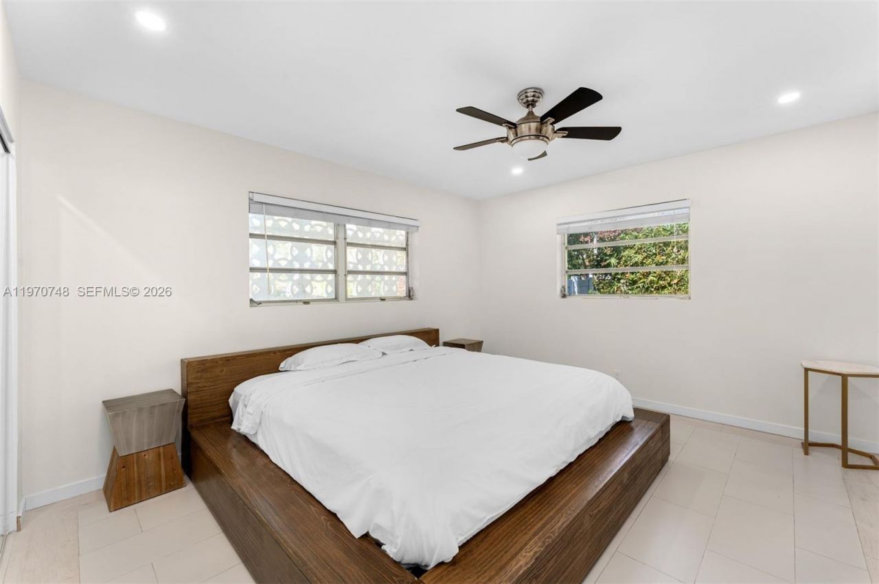 1525 Diplomat Pkwy, Hollywood, FL 33019 Photo