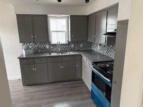 209 S Walnut , Winnsboro, TX 75494