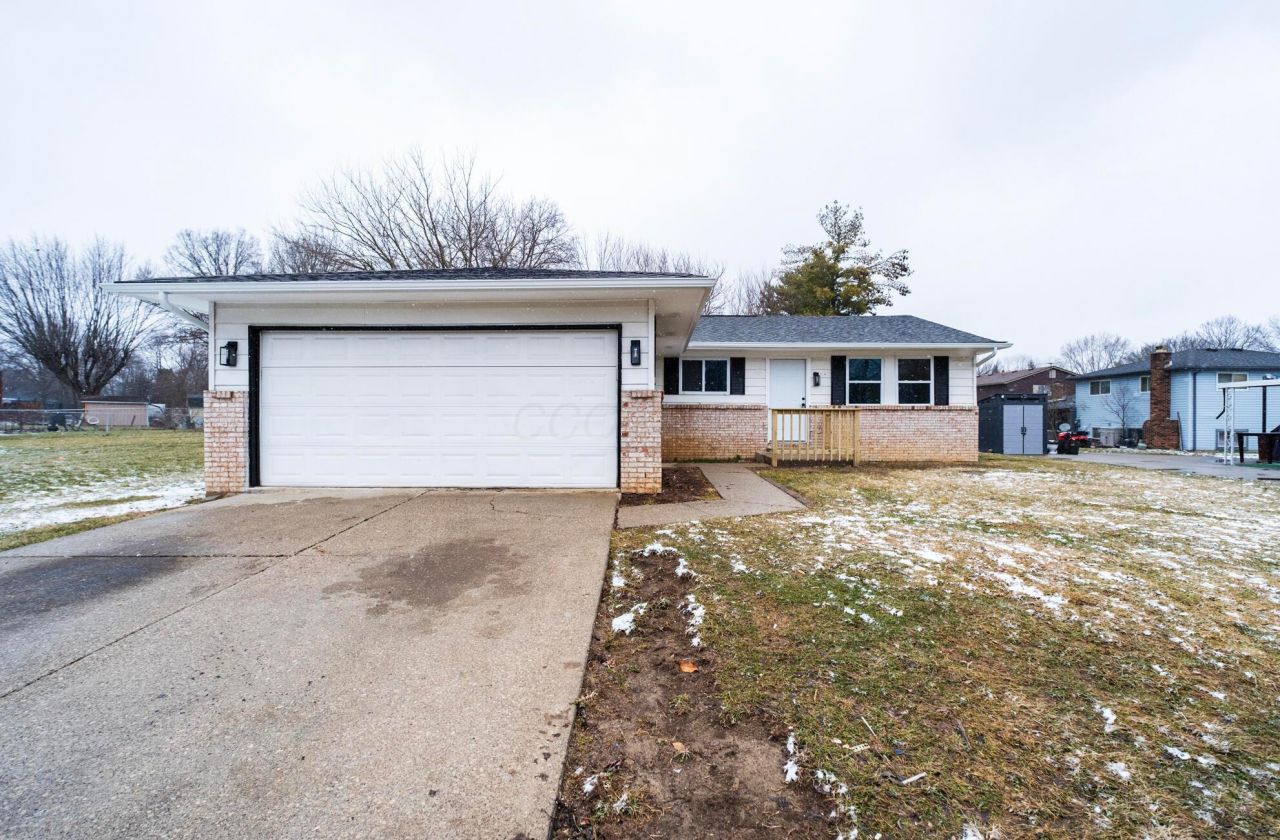 3689 Beacontree Drive, Columbus, OH 43224 Main Photo