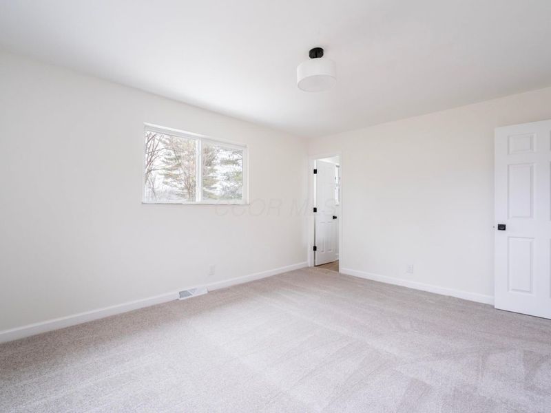 3689 Beacontree Drive, Columbus, OH 43224 Photo 13